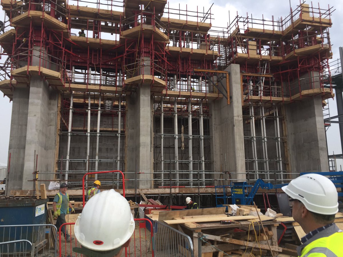 Ulrik F Lending tweet media