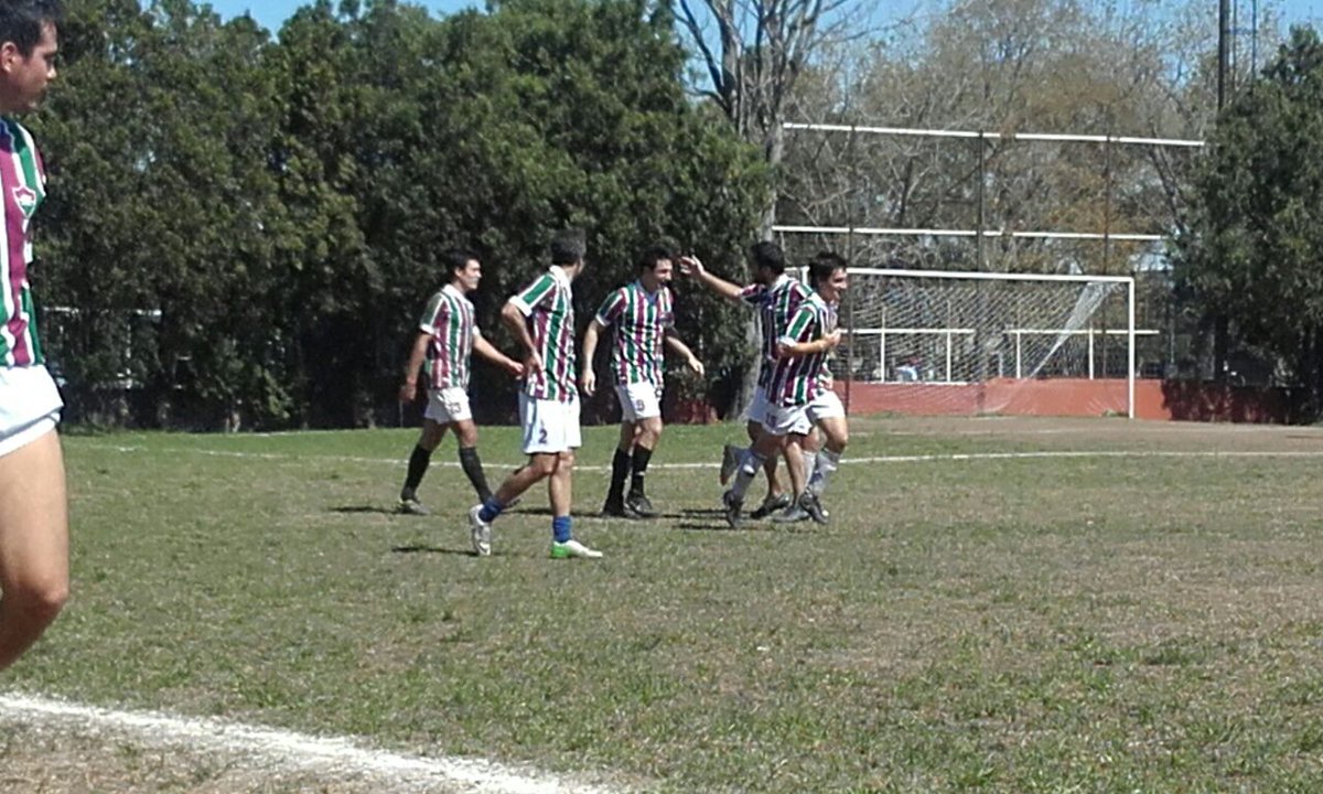 Dicen que uno siempre vuelve a los lugares donde fue feliz... <a href="/FutbolyTenisFC/">FutbolyTenis.F.C</a>