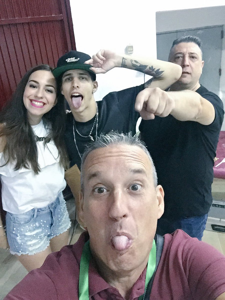 LorenaAres's tweet photo. Dale mambooo! #Cehegin #Festibando @DannyRomeroprod @Ferran_booking https://t.co/1jI6HCynHn