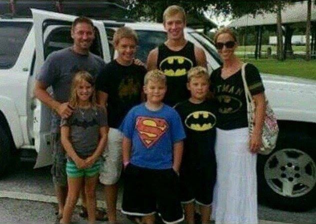 CallejerosPkbll's tweet photo. Cuando eres el Shiny de la familia. https://t.co/pCArjfIyLv