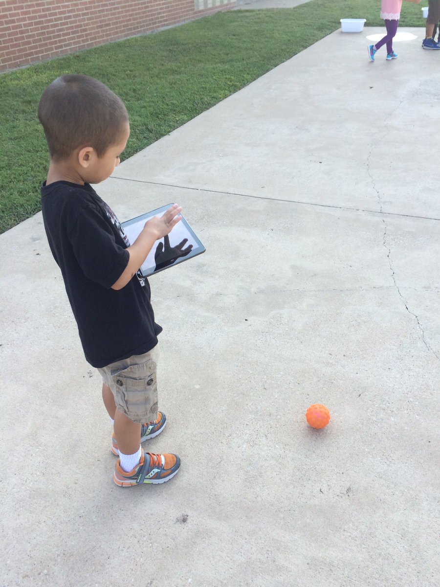 MrsSork's tweet photo. 1B loves Sphero! Thank you @candace_coffee! You rock! #tcetexans #tcefam #tcegti https://t.co/YJMYW5mNb8