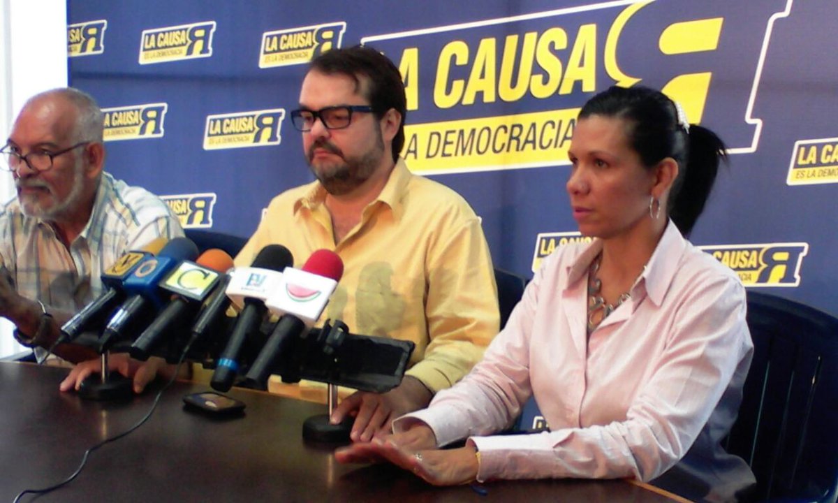 LaCausaRVe's tweet photo. #13S 10:15 am Rueda de Prensa de @LaCausaRVe vocero @chatoguedez: "el Revocatorio ni se abandona ni se negocia" https://t.co/QzBG9WgZus