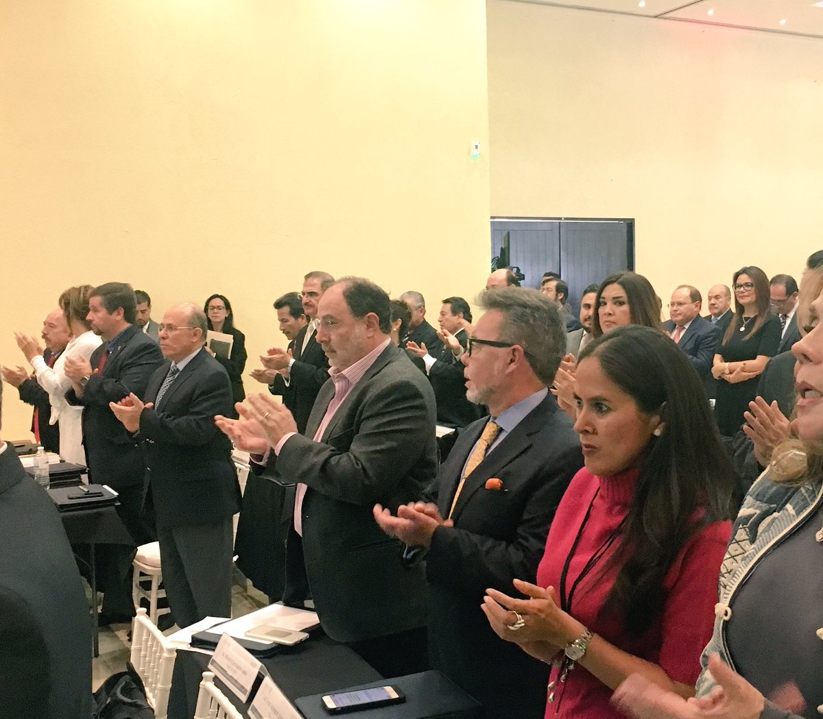 MoisesCalderonA's tweet photo. Esfuerzo conjunto para transformar el #ISSSTE, Convención de Delagados, Delegación Oriente #IsssteOriente https://t.co/3Wz254jAVL