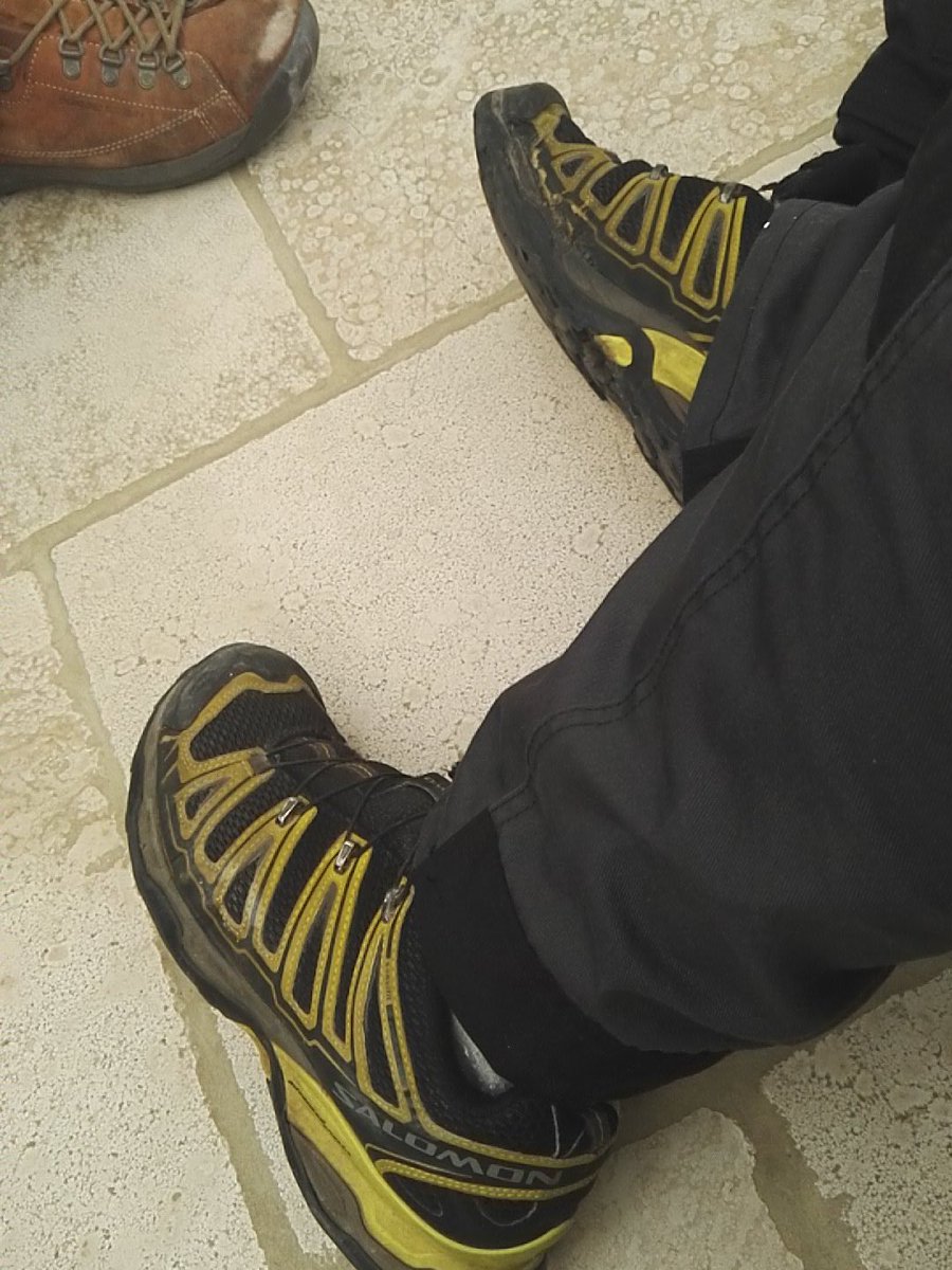 resintooth's tweet photo. @SalomonSports the most comfortable shoes I've ever owned #salomon #xultra need a new pair though. https://t.co/SpicWLRGzN
