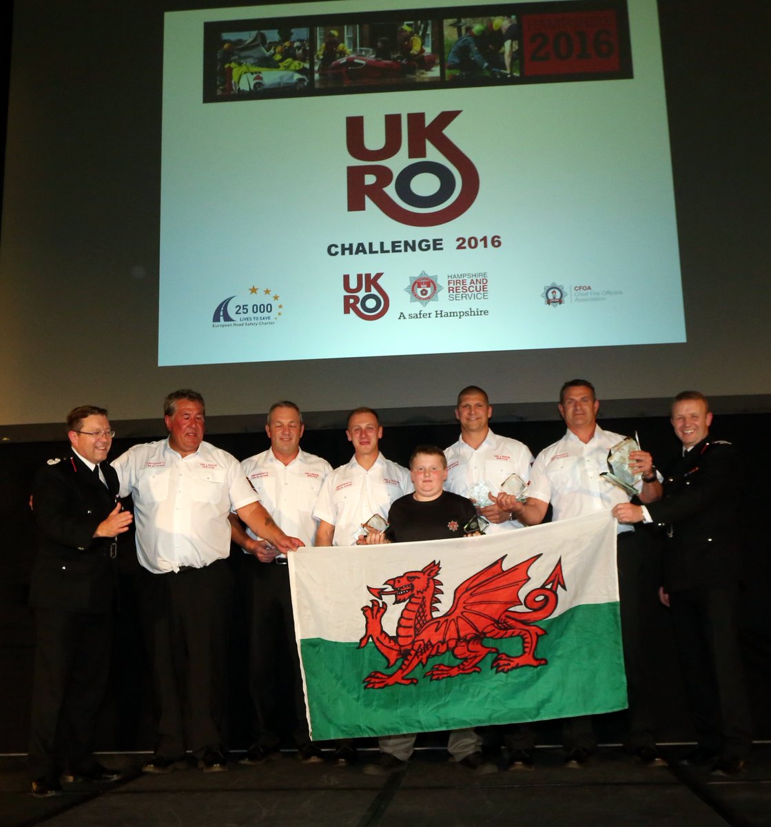 _ukro's tweet photo. @UKROChair @Hants_fire The Awards from #2016UKRO Rescue Challenge That just got even bigger!! https://t.co/0BSIarfhY0