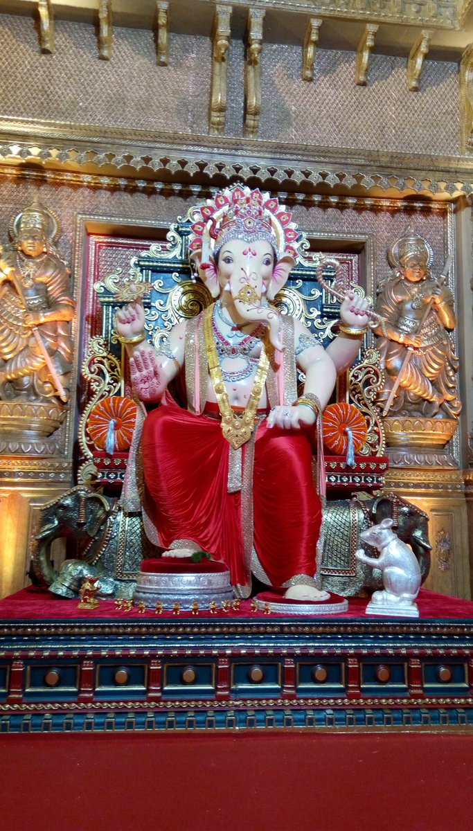 DineshGermany's tweet photo. #ganpatibappamorya #Ganpatifeverfor10DaysinIndia #GanpatiRocksinIndia #Indianfestival #IndianEvent #IndianGod #India https://t.co/bgEwFN4YKH