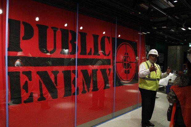 marfacontemp's tweet photo. What the Smithsonian's African American Museum means to D.C.'s black community: https://t.co/4IPuULu4QN @CityLab https://t.co/mcrAqdGaAq