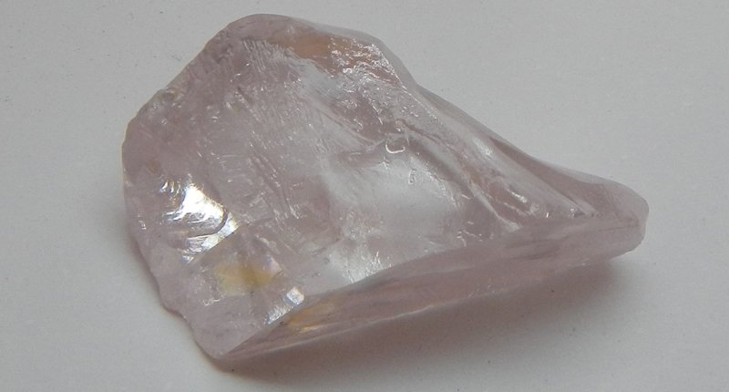 Rocket_Displays's tweet photo. Lucapa Recovers 39-Carat Pink Diamond. https://t.co/dgbqp5yZ6S #diamond #gem https://t.co/C3AHh7SKQG