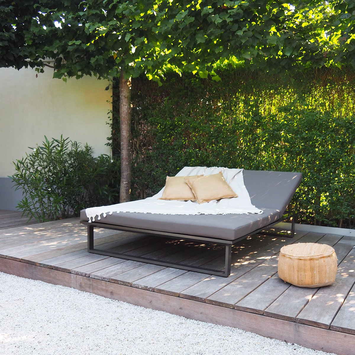 Soon blog on our site about a #garden #styling project!