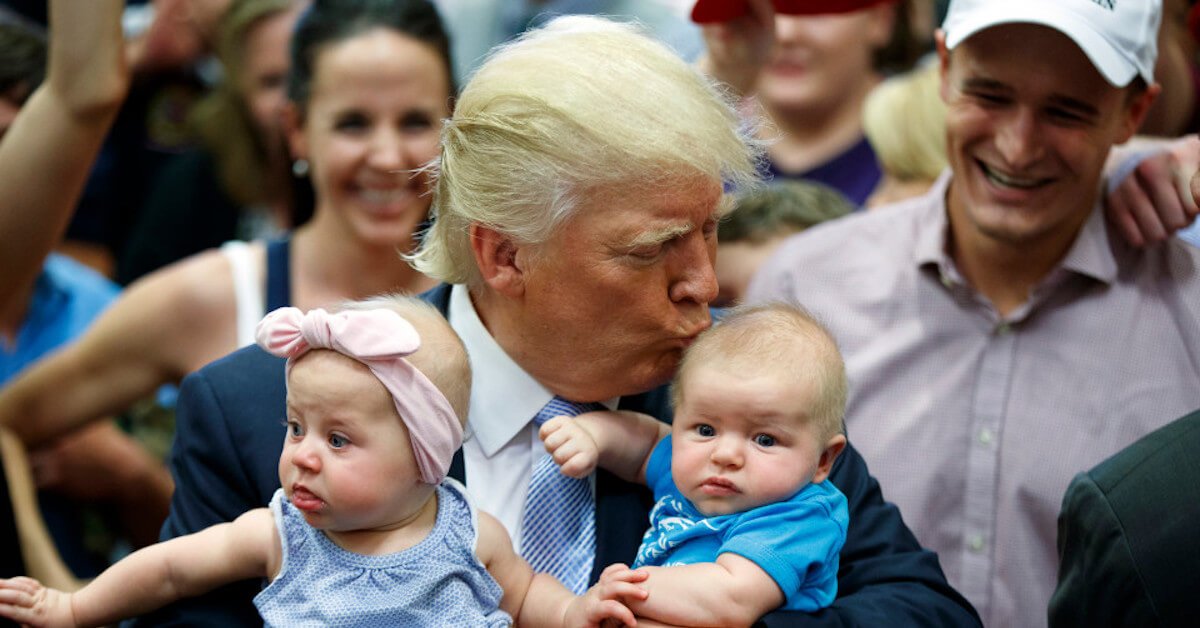 TheReporterUSA's tweet photo. BREAKING: Trump Proposes New Policy For Maternity Leave https://t.co/21ECC4VC3f https://t.co/btHRZ3nQnM