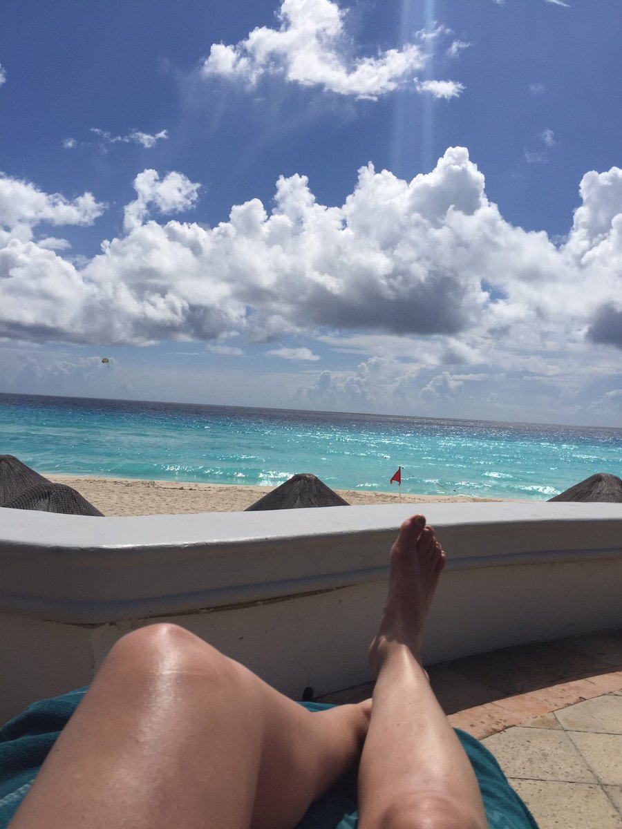 Sitting in the morning sun ..  😎😎