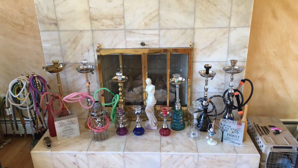 SerenaSaade's tweet photo. Got hookah? https://t.co/VNSF23m4Pr