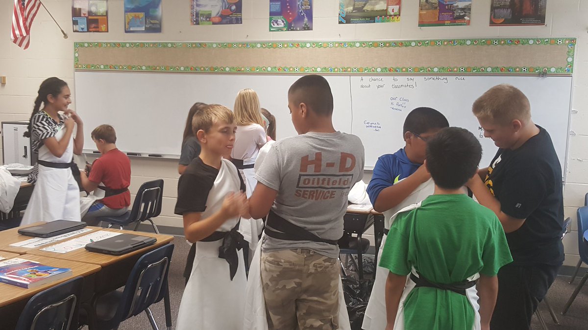 jschulte25's tweet photo. Getting ready for Randy Nadler's presentation later! @usd303 https://t.co/zaUdXajn4z