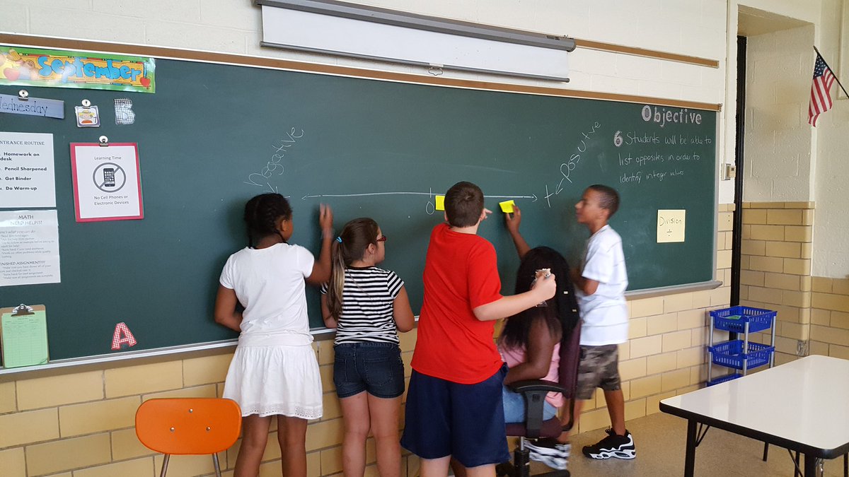 jcochol's tweet photo. Pure student collaboration = happy teacher moment😀 @SRMS_Principal @SMessmore_SRMS @DrPenK @BCPSMATH https://t.co/HM9PvR3Fr0
