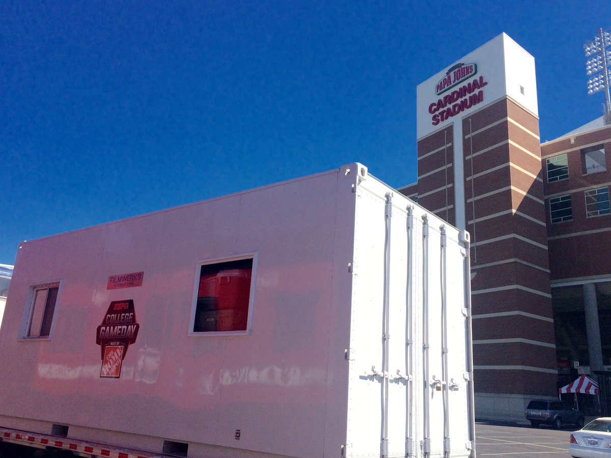 LouisvilleFB's tweet photo. .@CollegeGameDay set up has arrived #BeatFSU https://t.co/aZhIqzTEWi