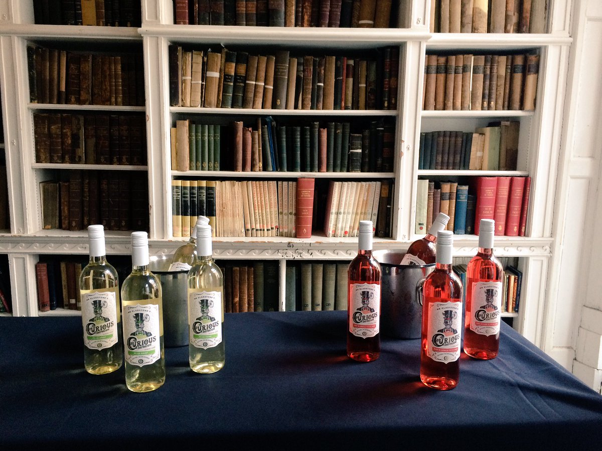 curious_drinks's tweet photo. Excited to showcase our curious range @wstauk https://t.co/14KIPOhyVm