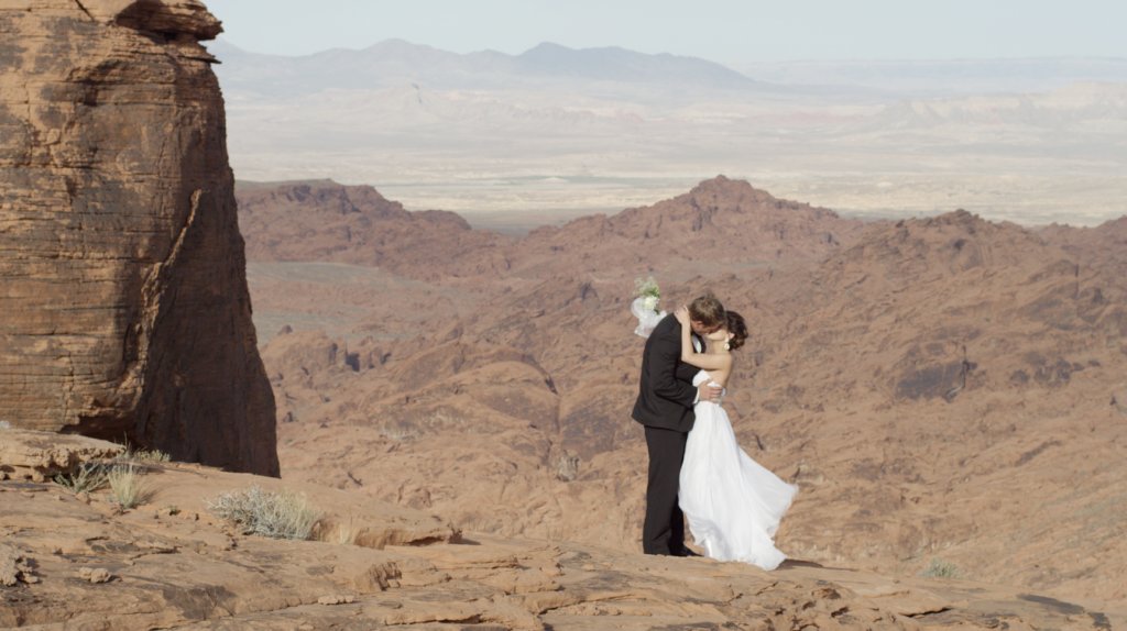 SundanceHeli's tweet image. Did you know we do out-of-this-world #weddings? Make your #IDo memorable with us! bit.ly/2cn4AoT