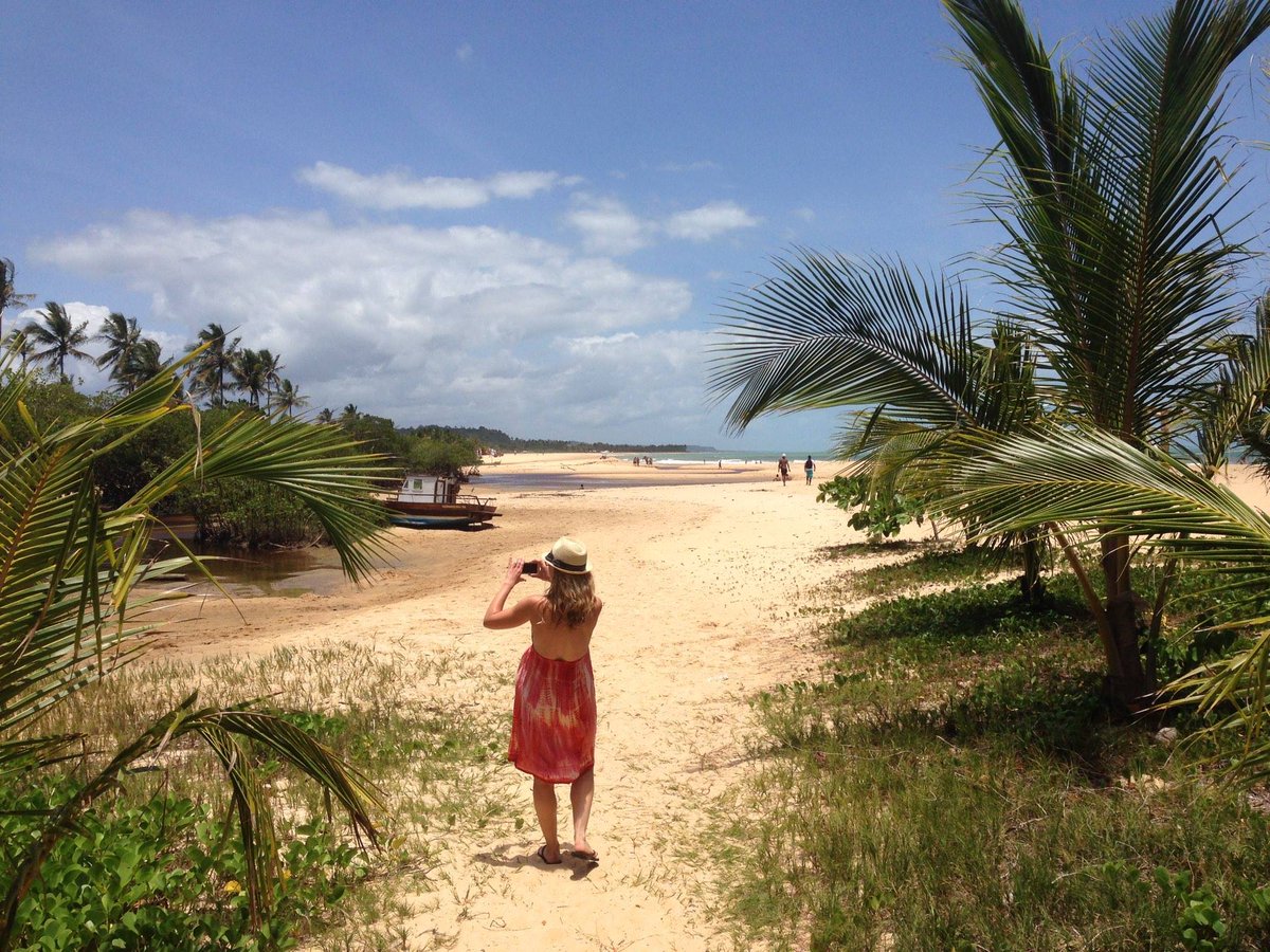 sirencommspr's tweet photo. In the tiny town of Trancoso, on the eastern coast of Brazil, @Mouchon10  found much more than beach bliss 🌴 https://t.co/YY17ITDkjf