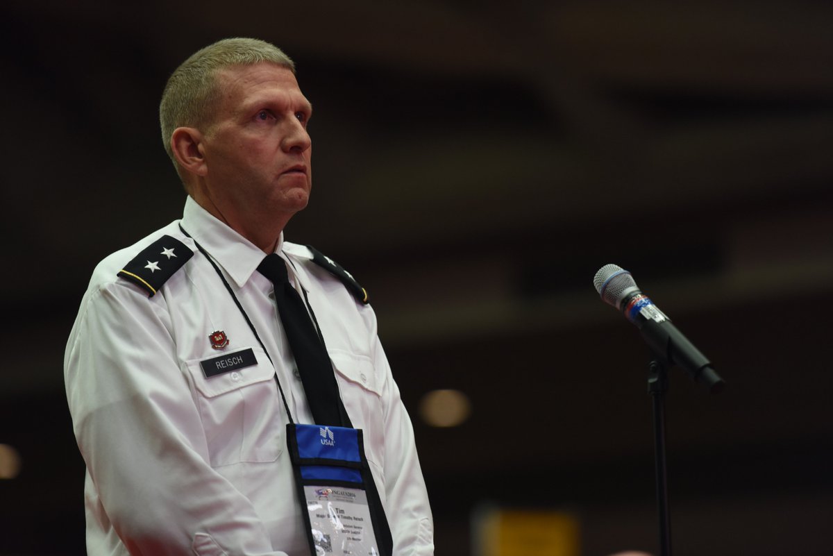 ChiefNGB's tweet photo. @TimReisch #NationalGuard @SD_Guard adjutant general at #NGAUS2016 https://t.co/D3ysyXwSeG