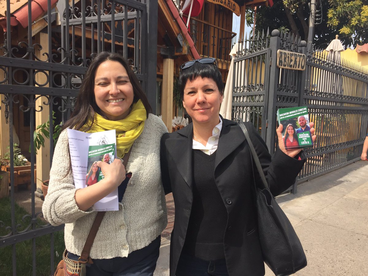 javiparada's tweet image. Recorriendo Maipu con nuestra candidata a concejal @MacarenaMaipu #k55 #CambiemosLaHistoria