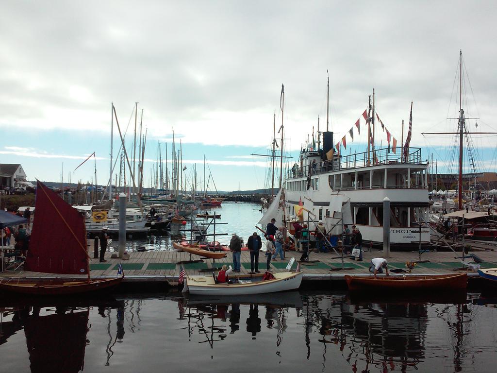 MTaylorCanfield's tweet photo. Our ship the historic #VirginiaV docked
@ #PortTownsend #NWMaritime festival Sept 9 - 11 https://t.co/tTQr8mUSrW https://t.co/gdOgL3YXh3