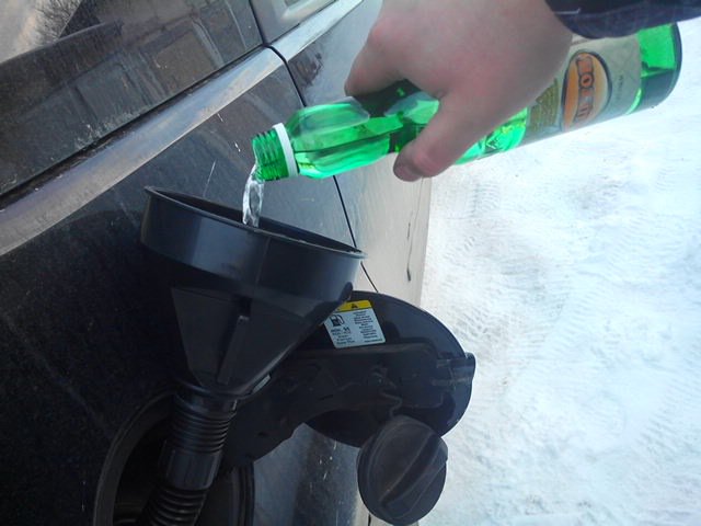 Ацетон в бензобак плюсы и минусы в ваз инжектор - 88 фото