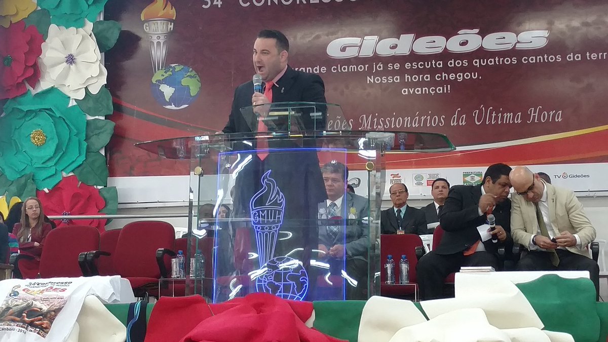 PrDanielWagner's tweet photo. Acredite Deus Te Fará Prosperar Em Tempos De Crise ! #MinistérioDanielWagner #GMUH2016 #FelegoDoCalvario https://t.co/XnWTHTO0kO