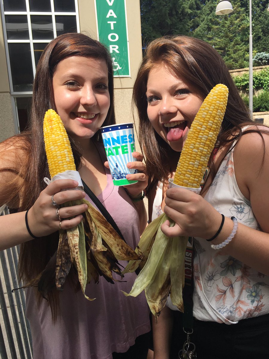 Jordyn_Leaa's tweet photo. #statefairpics @BlaineBroadcast https://t.co/TY23aMmypr