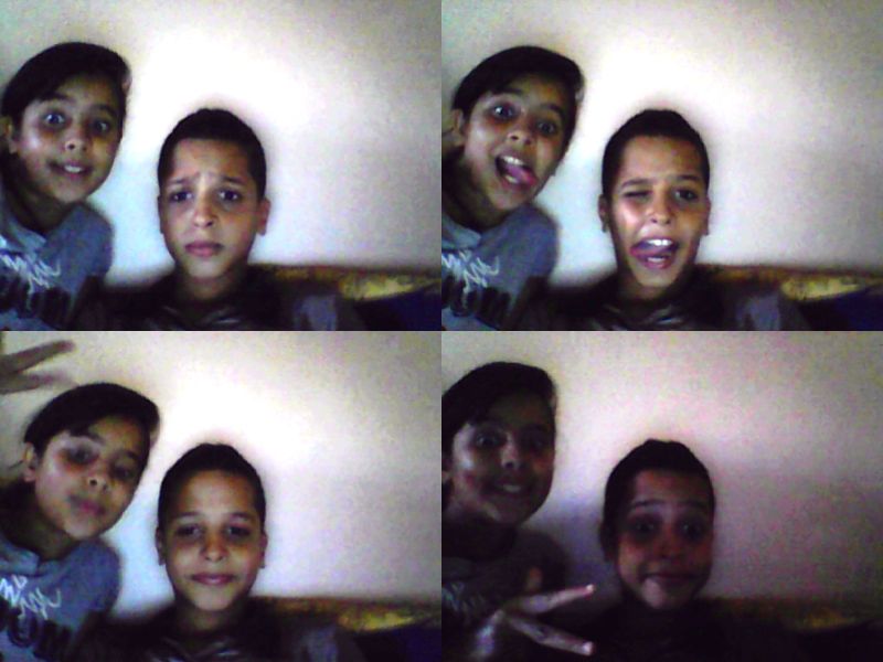 simozahi7's tweet image. avec #5titou#salma #webcamtoy