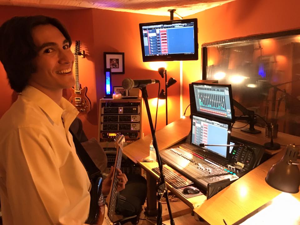 TheRacingPulses's tweet photo. Amazed by the work last night @megatonestudios https://t.co/Uw28NAQGpZ