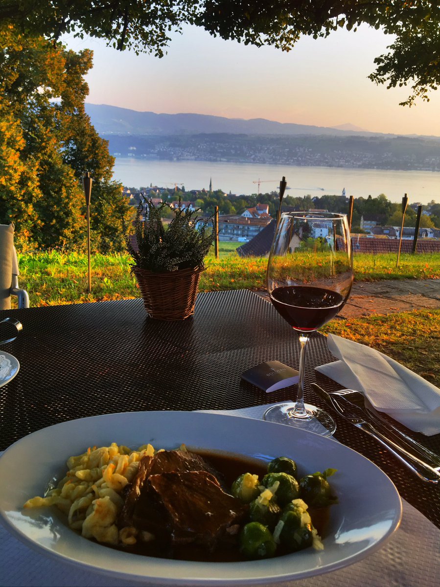 Entspannter Feierabend nach dem Aufbau und test für den Livestream morgen!