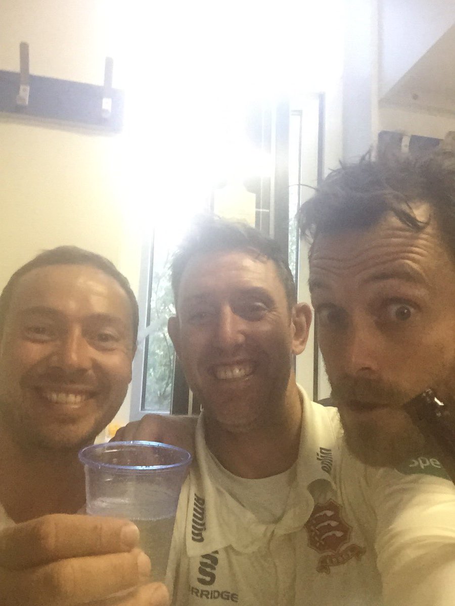 Winners are grinners <a href="/EssexCricket/">Essex Cricket</a> <a href="/Graham_Napier/">Graham Napier</a>