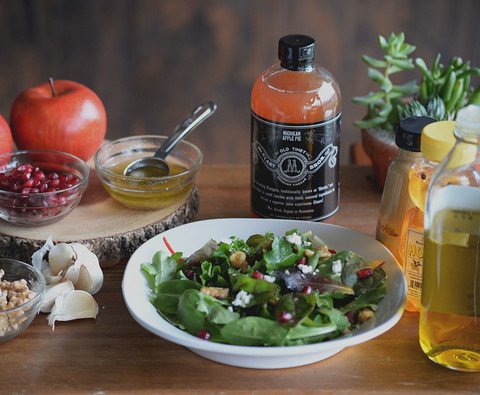 Perfect for fall! Apple Pie Vinaigrette: bit.ly/2absHZu #drinkingvinegars #culinaryvinegars #hellooctober
