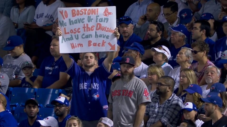 MLBMeme's tweet image. #BlueJays fan holds #RedSox fan as ransom😂😂😂

@baseballreddit