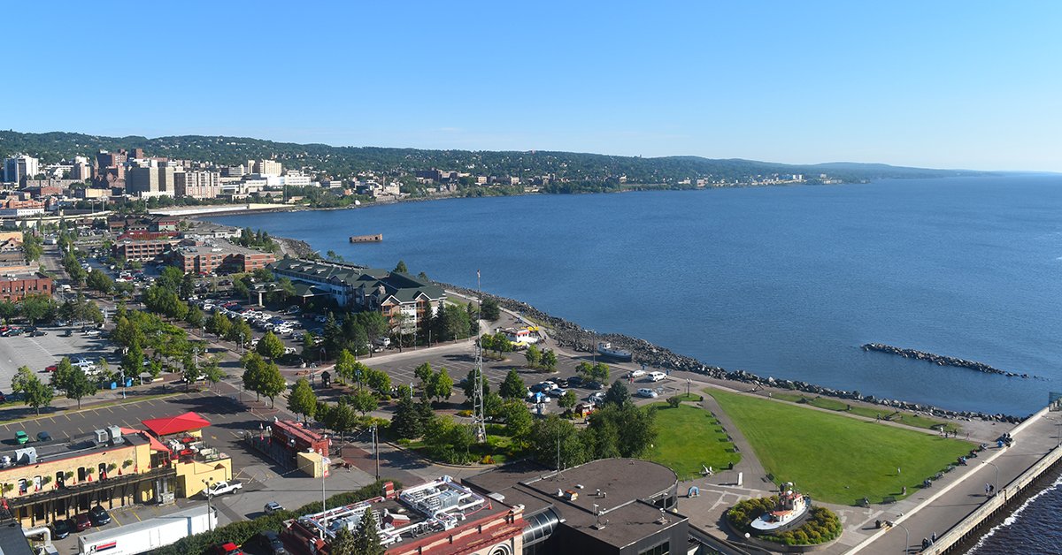 visitduluth's tweet photo. @exploreminn Boo @lakesuperiorzoo; Tours w/@TheDuluthExp @DayTripperDLH; cruise on @VistaFleet; visit @GLAquariumMN https://t.co/NTpbXzEOdk