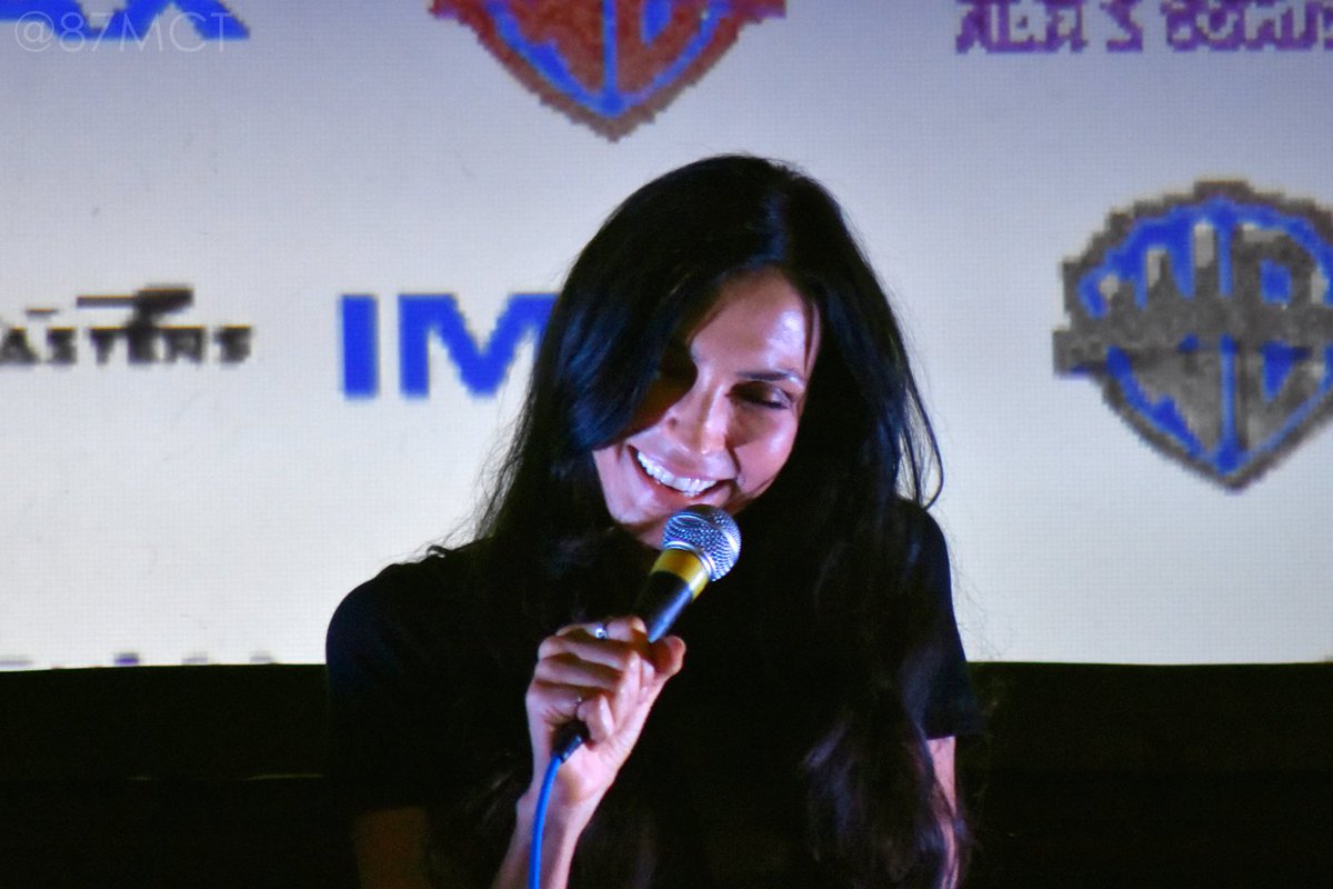 87MCT's tweet photo. #FamkeJanssen #LFCC2016 https://t.co/omnHf6S7pj