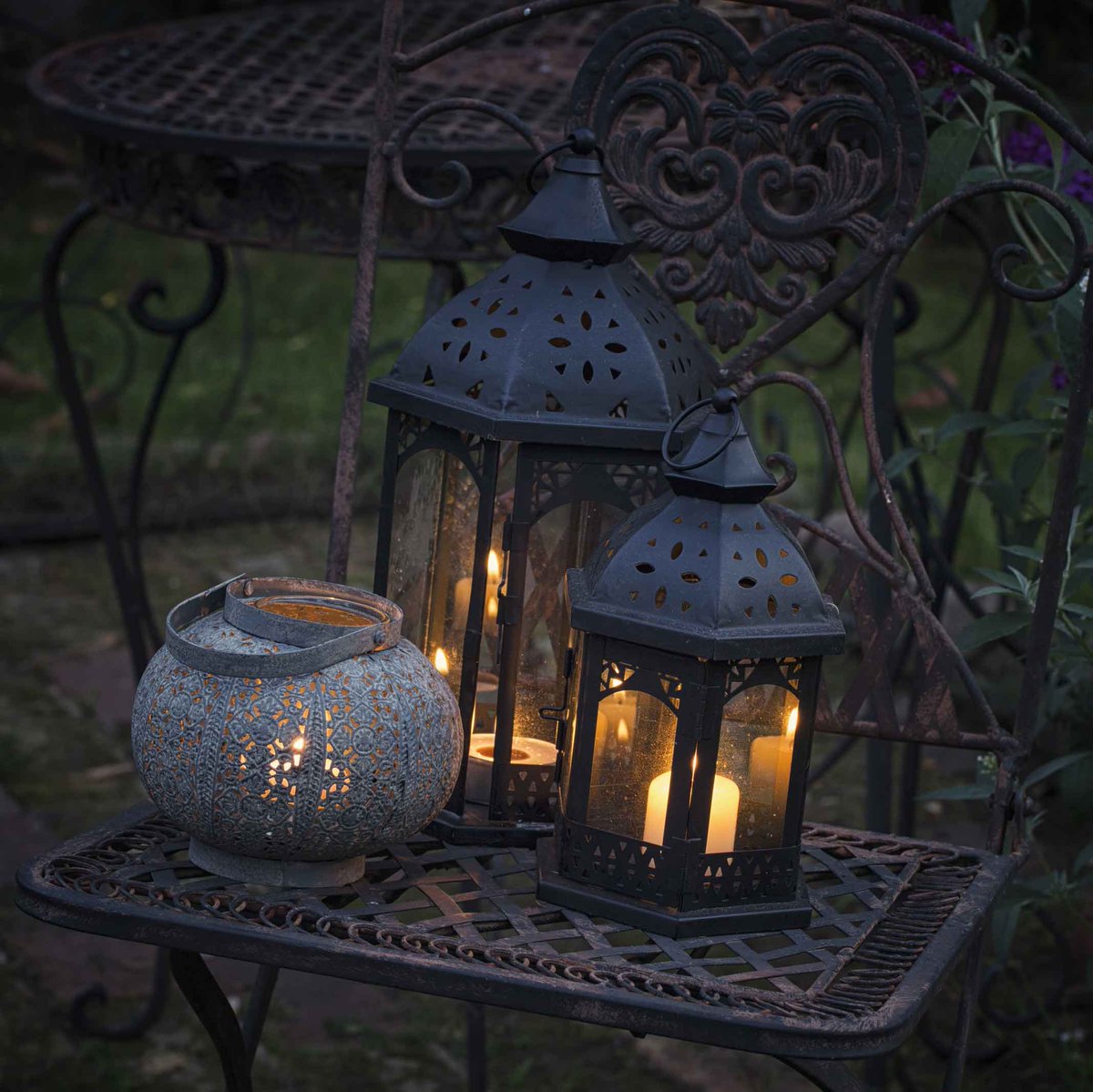 LebensARTdesign's tweet photo. Bin abends echt zu müde für Fotoshootings. Aber im eigenen Garten ist wenigstens der Weg ins Bett nicht so weit https://t.co/OGMHpPyhfK