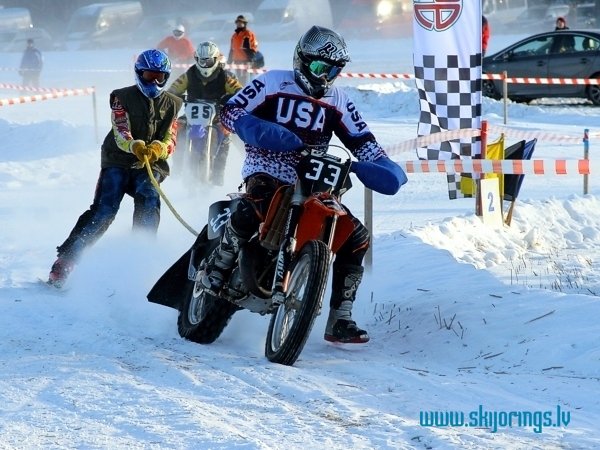 Kristaps_Ezitis's tweet photo. Rockin' that USA jersey in Latvian national sports named skijorings. You should try it out @kblock43! #sportastudija https://t.co/XZfpavLSzM