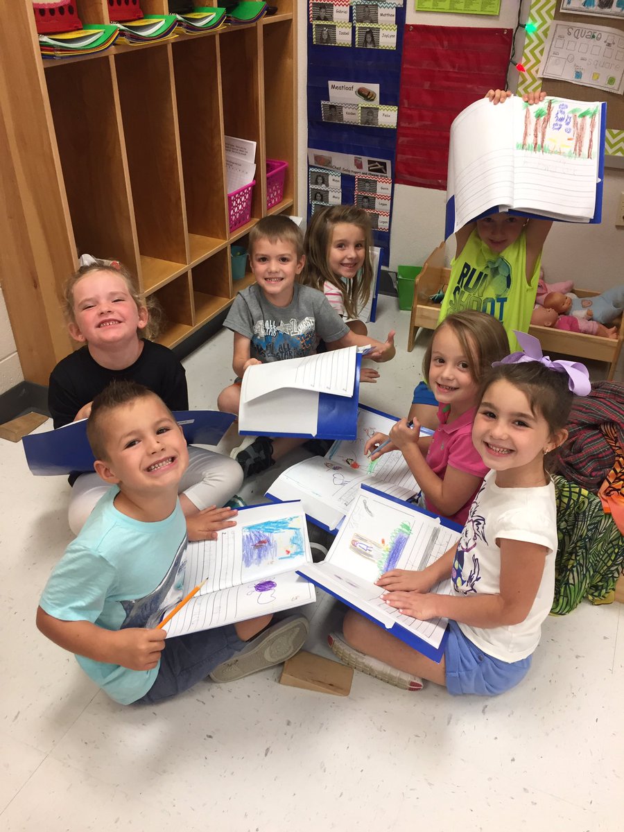 Kindercuties123's tweet photo. Writing Workshop, sharing our writing with our friends.  #kagenteams #bpscubs https://t.co/FDdvod8IPL