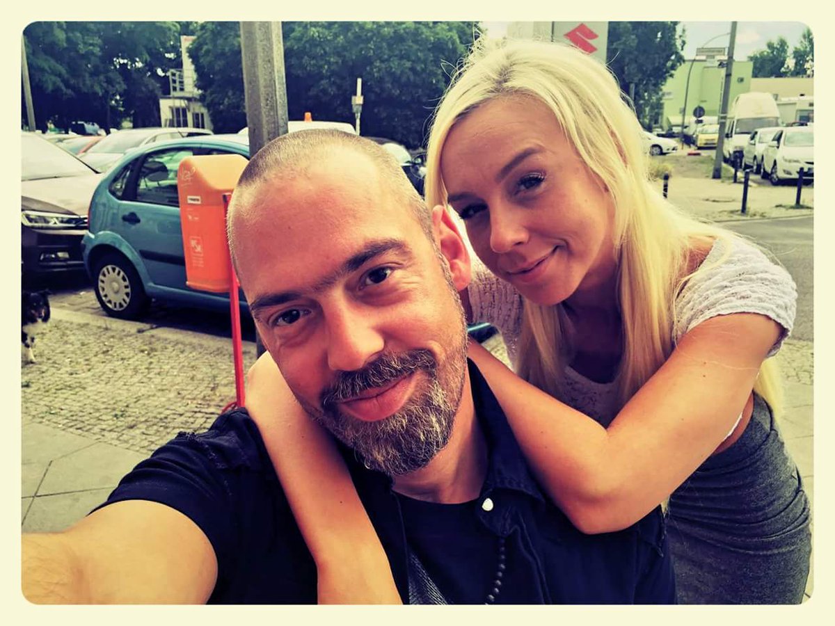 Berlin Nacht Twitterren Zu Einem Starken Mann Gehort Auch Eine Starke Frau Es Ist Echt Hammer Peggy Bei Mir Zu Haben Theo