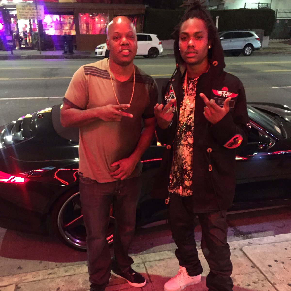 TECHAPPROVEDD (LilYami)’s pics and videos