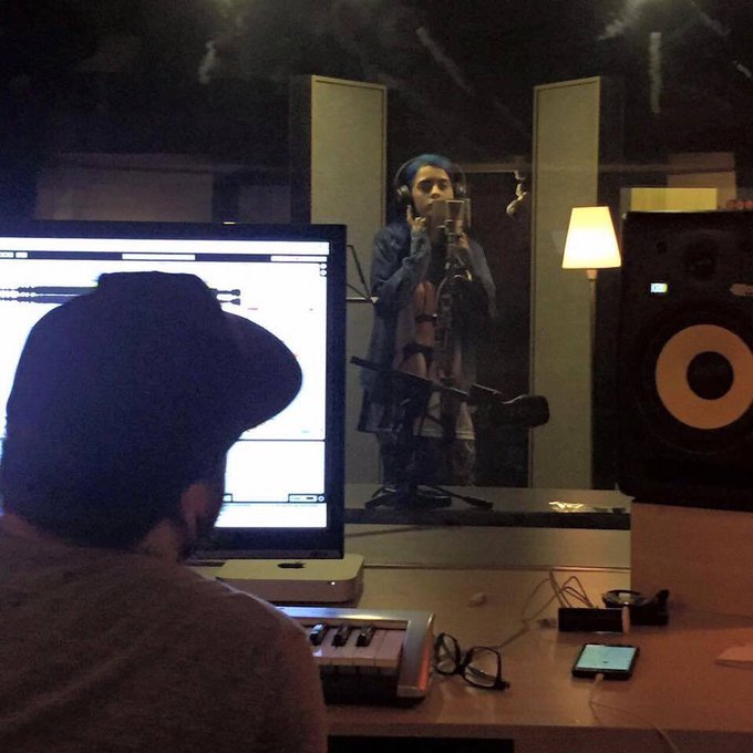 Watch Andressa Sisto 🌸's leaked NSFW photo on TwXstars