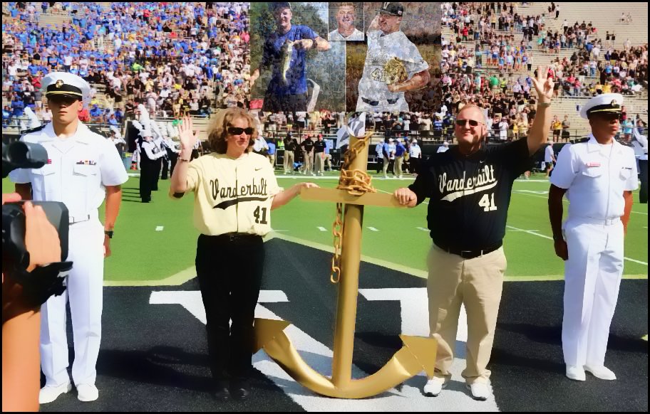 #41 #GIVINGBACKTOVANDYATHLETICS Original pic by <a href="/VUStan/">Stan Jones</a> Miss you Donny!!! Glad we could get the dub for you/family!