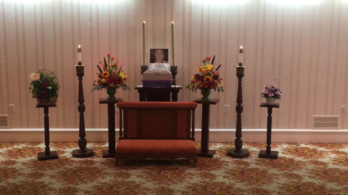 rebekaahla's tweet photo. So much love today. FOREVER IN MY HEART. GOD please be with us all. https://t.co/tAJoXM7hyD