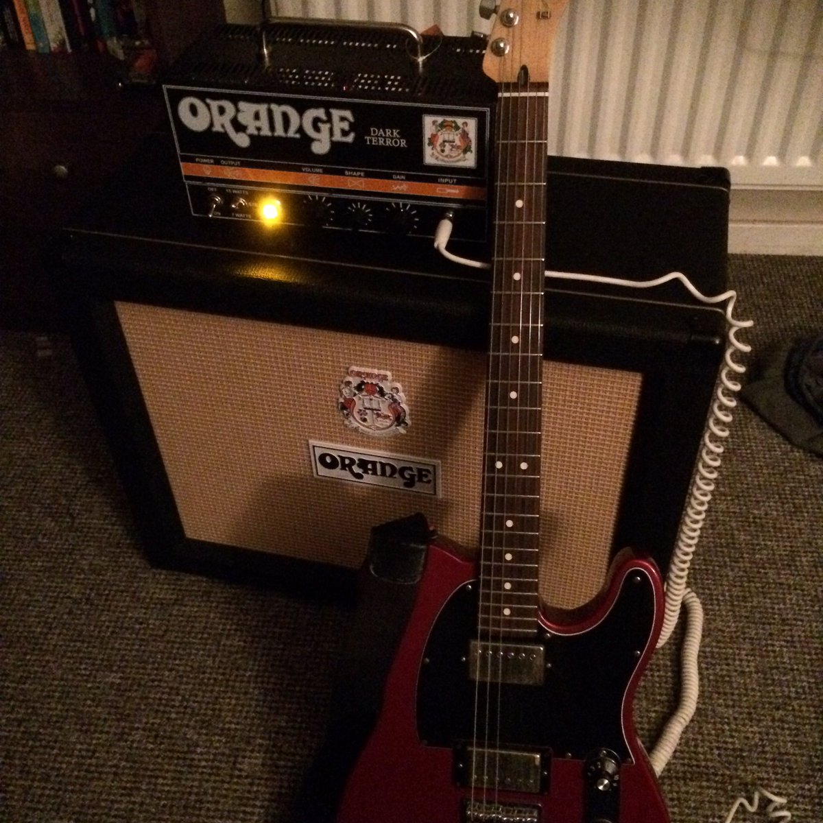 SonicScreamUK's tweet photo. New guitar rig! #guitar #fender #orange #darkterror #andertons #alternative #rock https://t.co/cLikX3eOQm