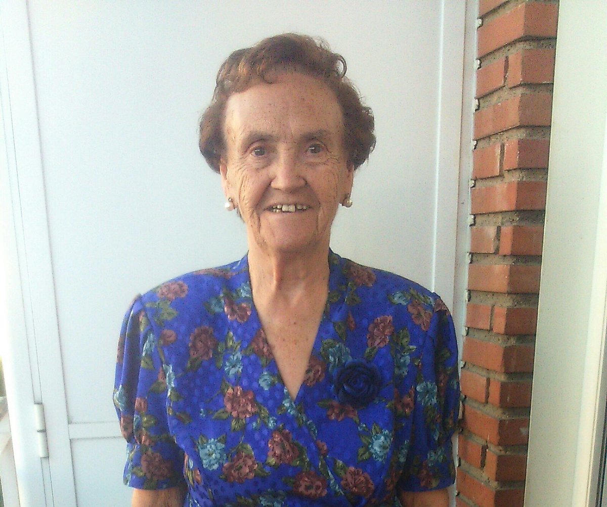 fliper15's tweet photo. @busco_personas  desaparecida está tarde en Madrid, zona de embajadores.Enferma de Alzheimer,se llama Domitila https://t.co/iJcP69G4Vp