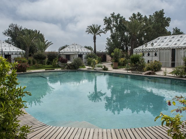 visit_taroudant's tweet photo. Hôtel Dar Zitoune
Magnifique hôtel, avec une architecture typique. Chambres avec vue sur les jardins &amp; piscine... https://t.co/gaepWMi1de