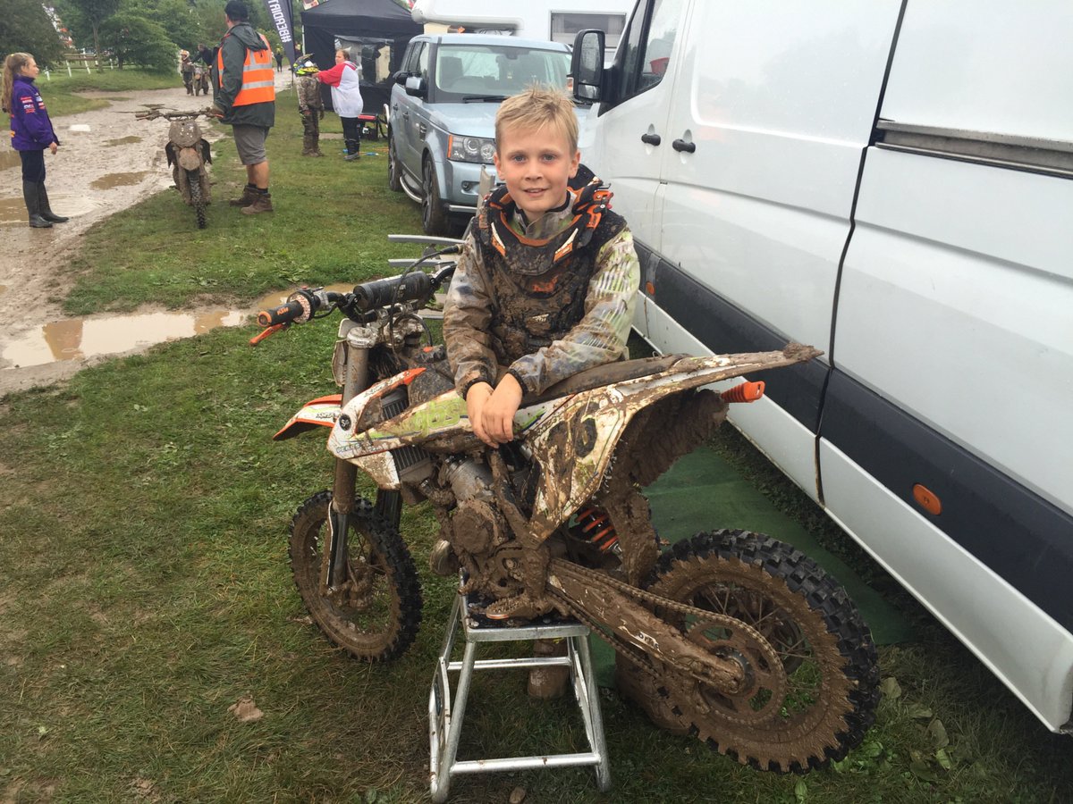 PaulHarkness2's tweet photo. Top 10 finish for Finlay #26 on the @gbsltd KTM at the British junior cup, big thanks to @GBSNicky #support https://t.co/Jmchc87Ds0