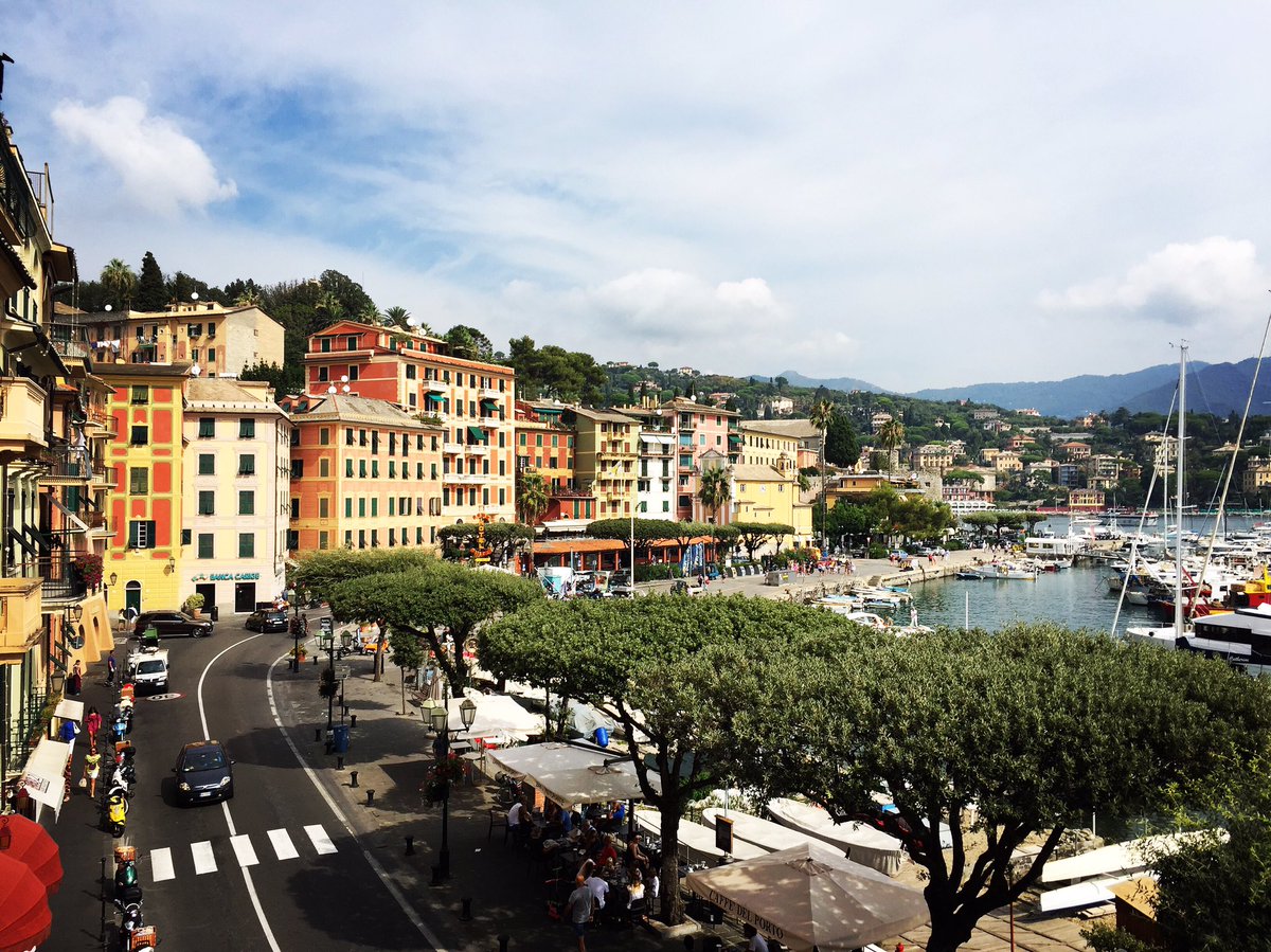 ChrisAsetti's tweet photo. Santa Margherita Ligure I ♥️ you. Magical comune on Italian Riviera. #Italy #santamargherita https://t.co/Cy0rmxl6ek