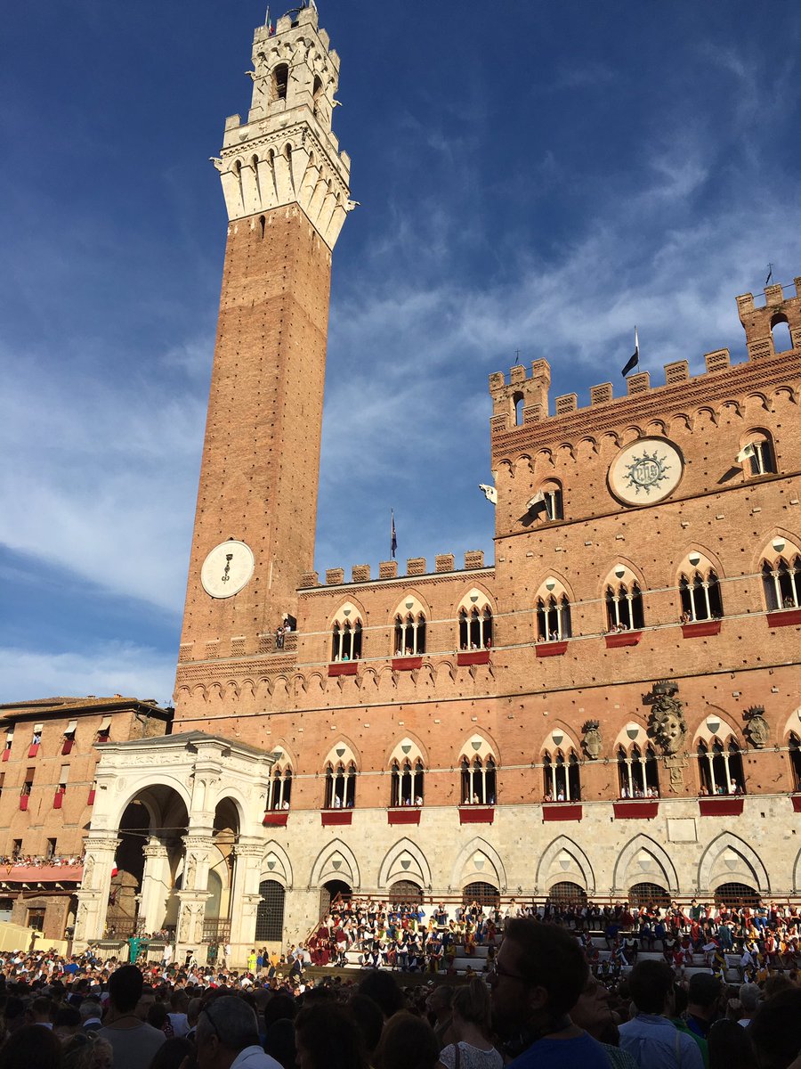 JKuenzi123's tweet photo. Can't believe I will be leaving this beautiful city in two day #geosiena https://t.co/0pbuVPEMNG